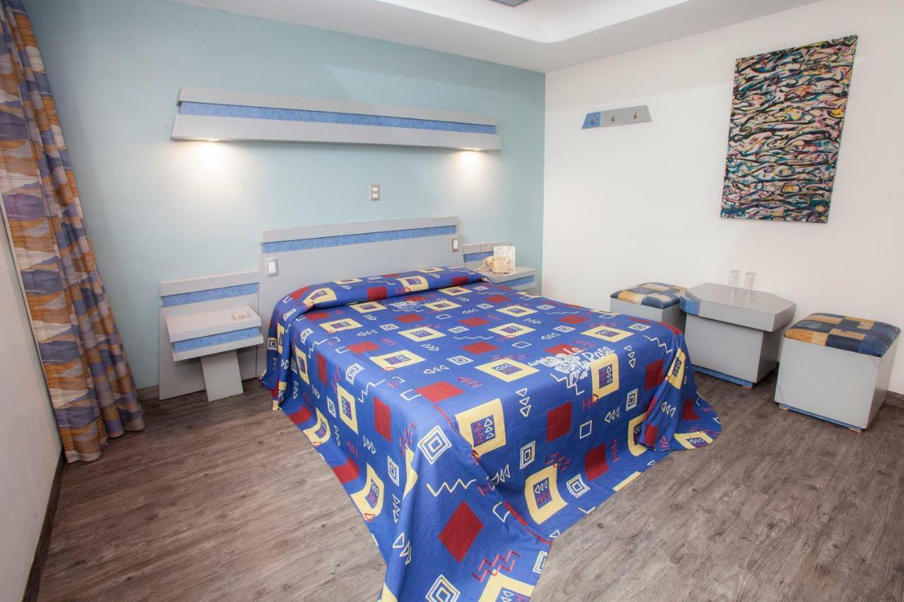 Hotel La Rosa - Solo Adultos Мехико Экстерьер фото