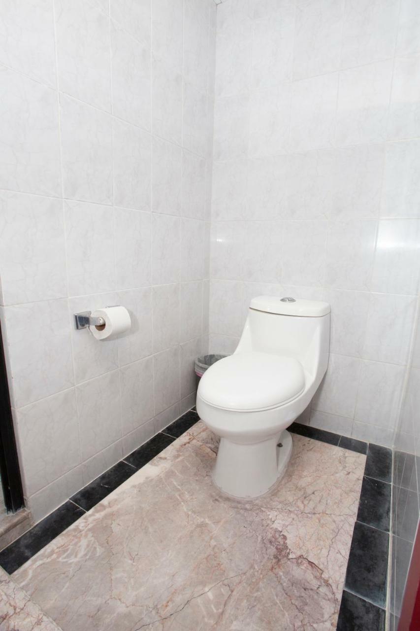 Hotel La Rosa - Solo Adultos Мехико Экстерьер фото