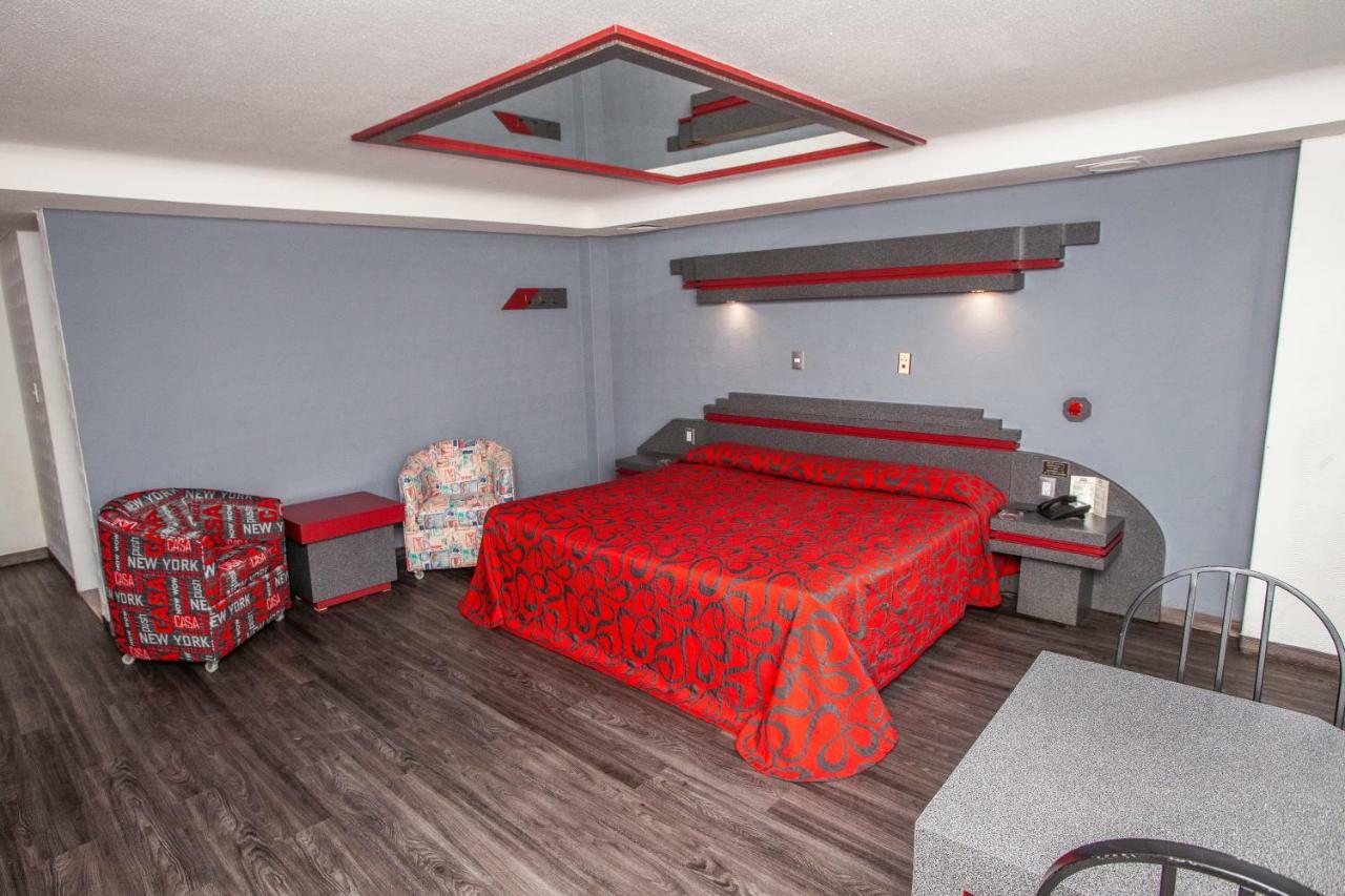 Hotel La Rosa - Solo Adultos Мехико Экстерьер фото