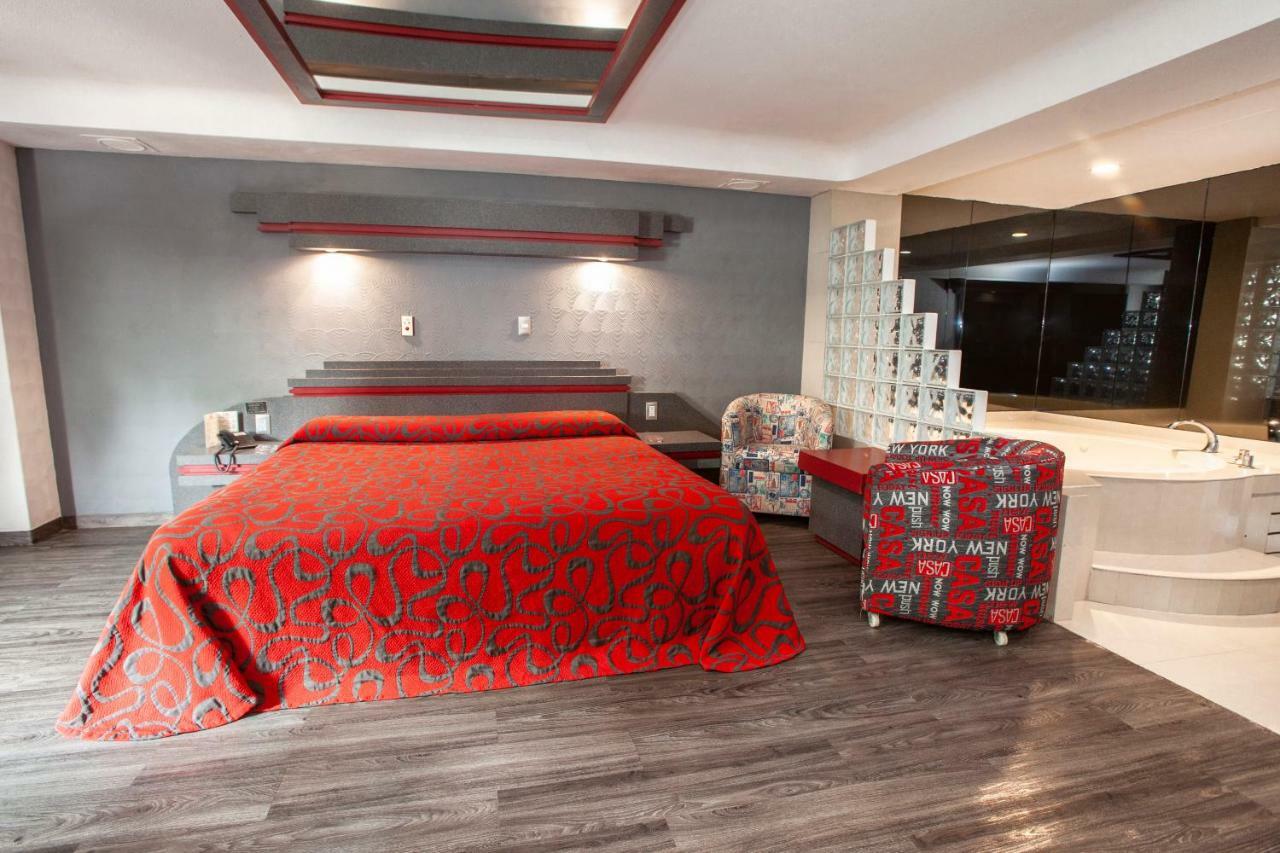 Hotel La Rosa - Solo Adultos Мехико Экстерьер фото
