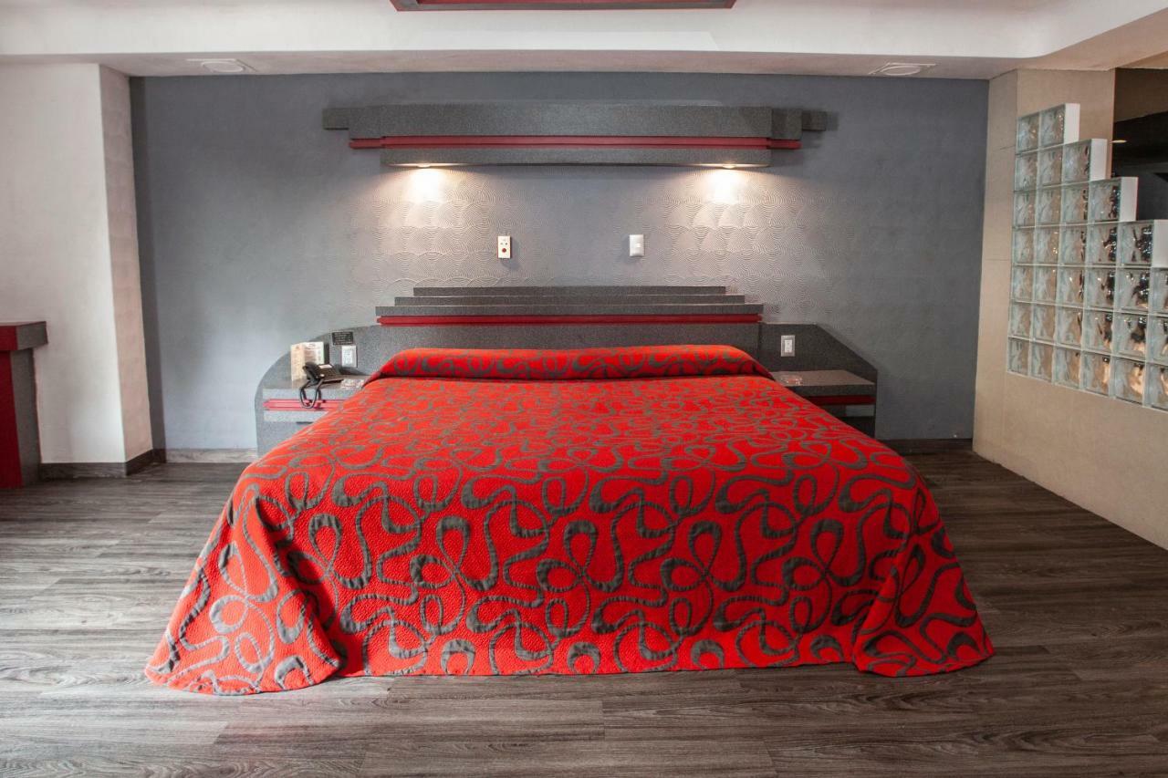 Hotel La Rosa - Solo Adultos Мехико Экстерьер фото