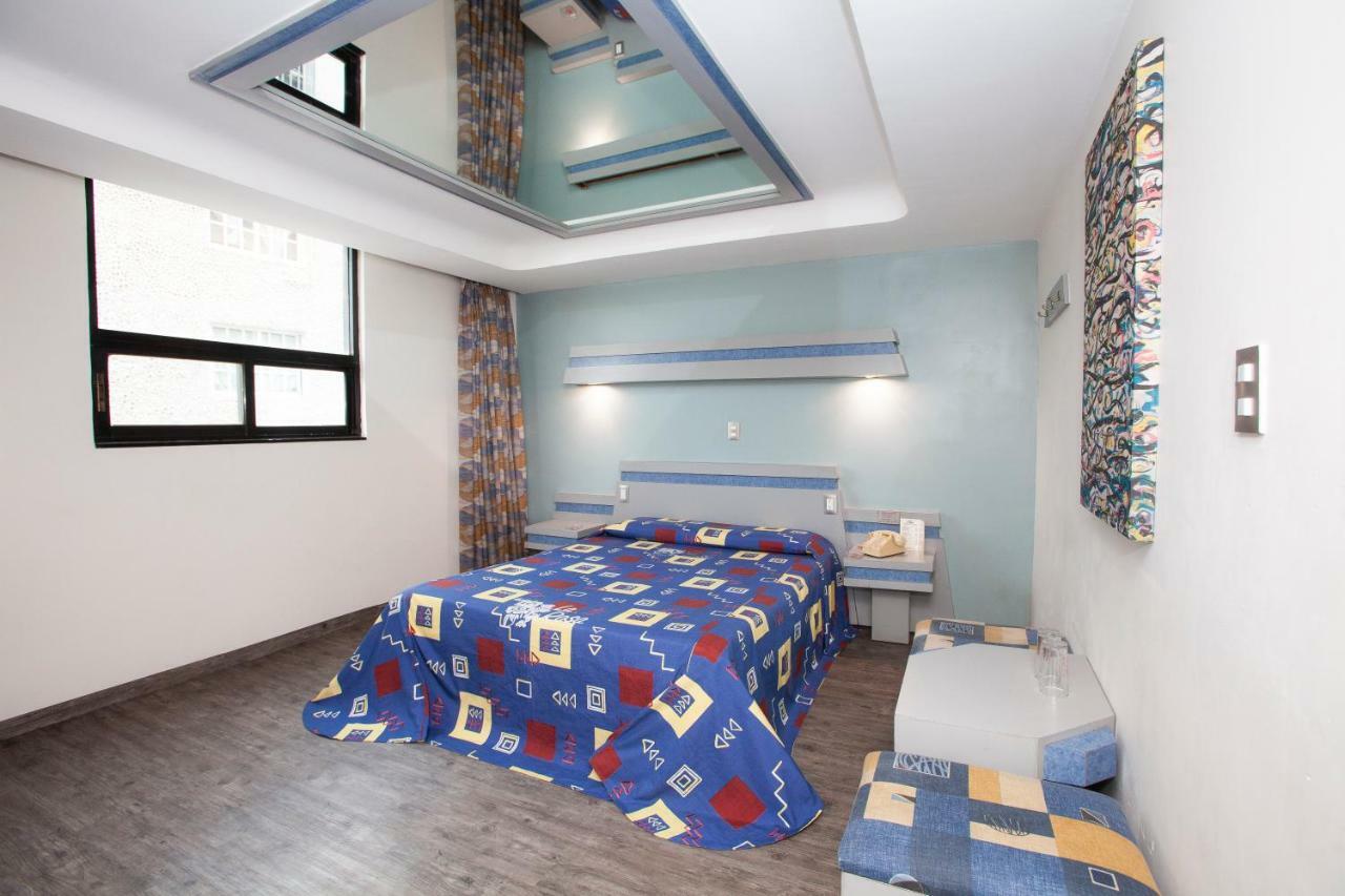 Hotel La Rosa - Solo Adultos Мехико Экстерьер фото