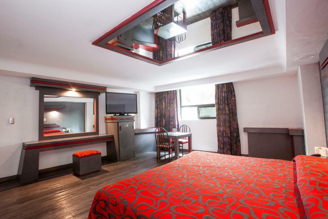 Hotel La Rosa - Solo Adultos Мехико Экстерьер фото